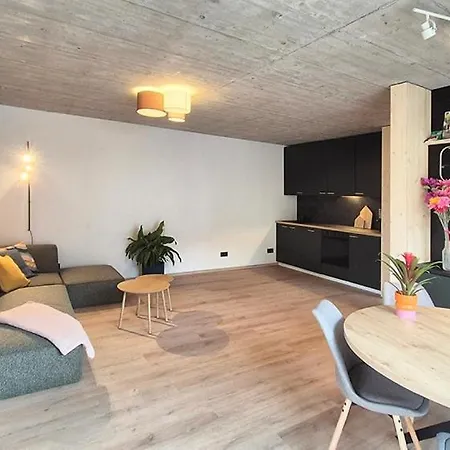 Haus Am Fels Steinbrech